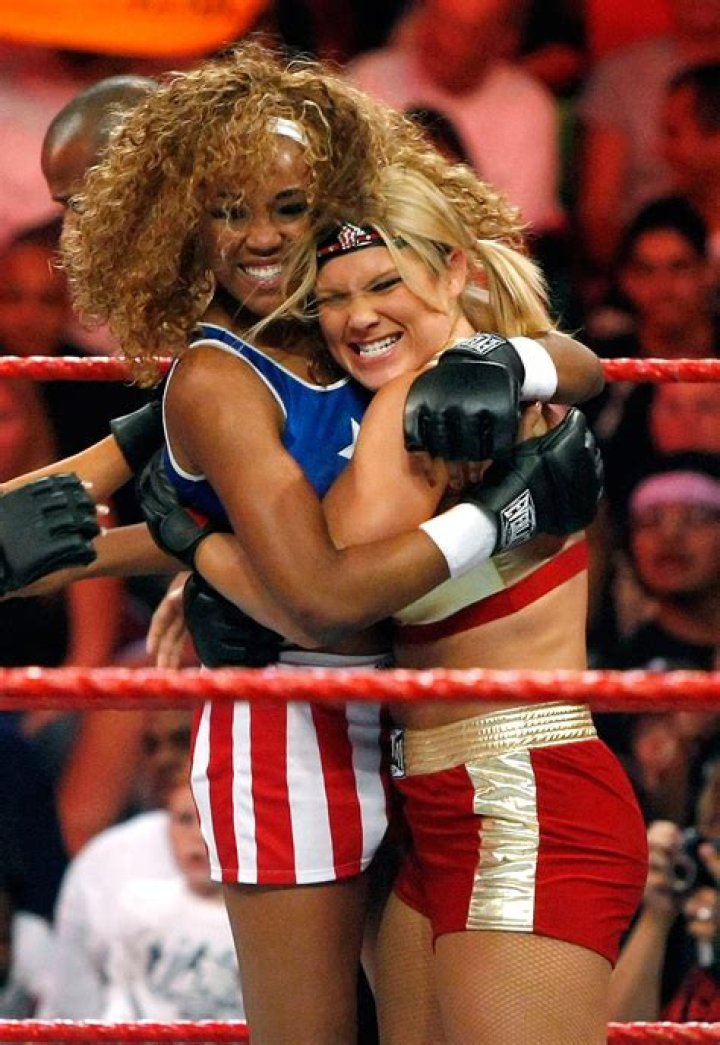 Beth Phoenix philanthropy