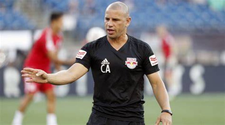 Chris Armas becomes assistant coach at Manchester United - Lense joins as sports psychologist | Transfermarkt