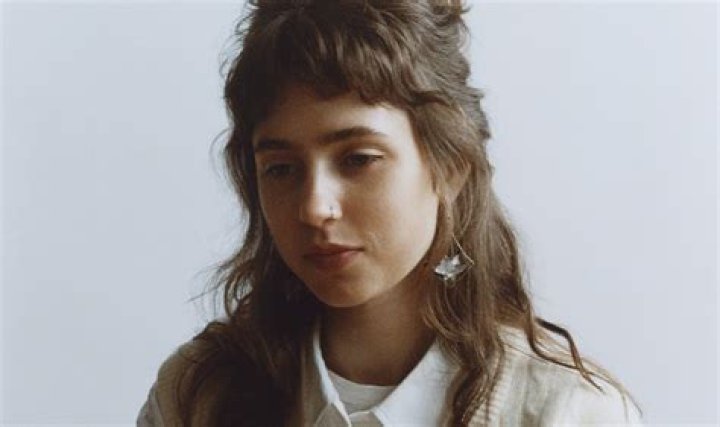 Clairo's Photo
