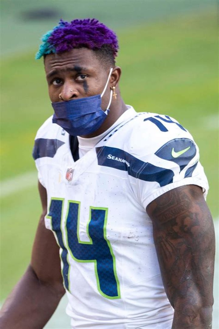 dk metcalf face