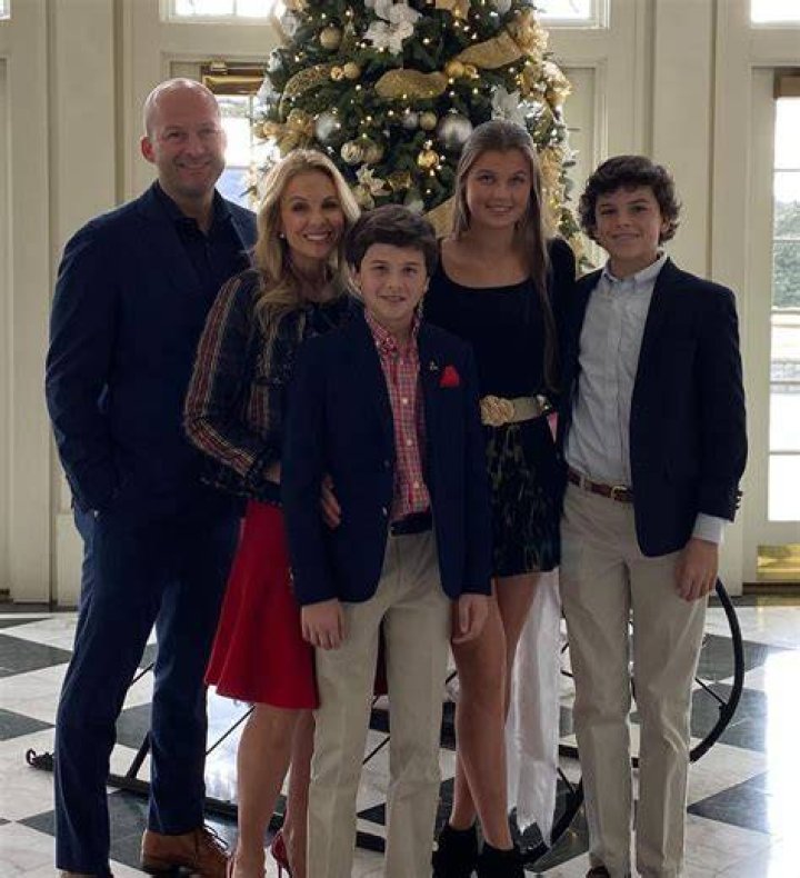Elisabeth Hasselbeck, Tim Hasselbeck, Grace and Taylor Hasselbeck.