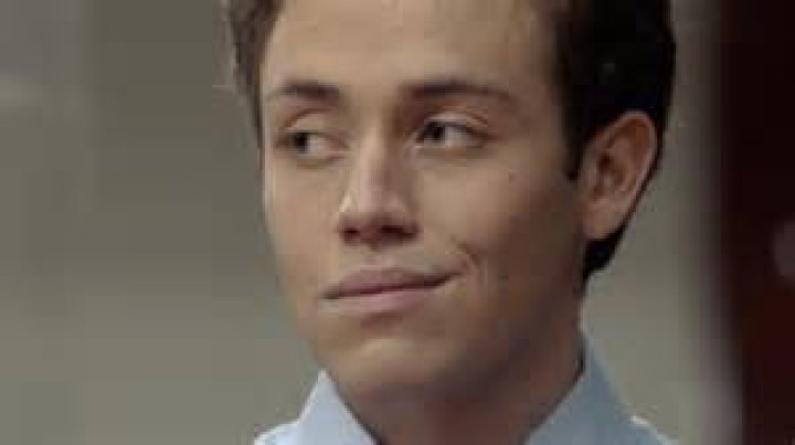 Ethan Cutkosky Death News: Is TV Actor Dead Or Alive? Parents Yvonne Cabrera And David Ethan Cutkosky on Law & Order Special Victims Unit during season 14.