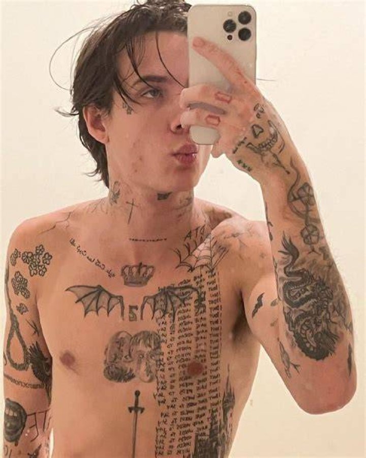 jaden hossler tattos