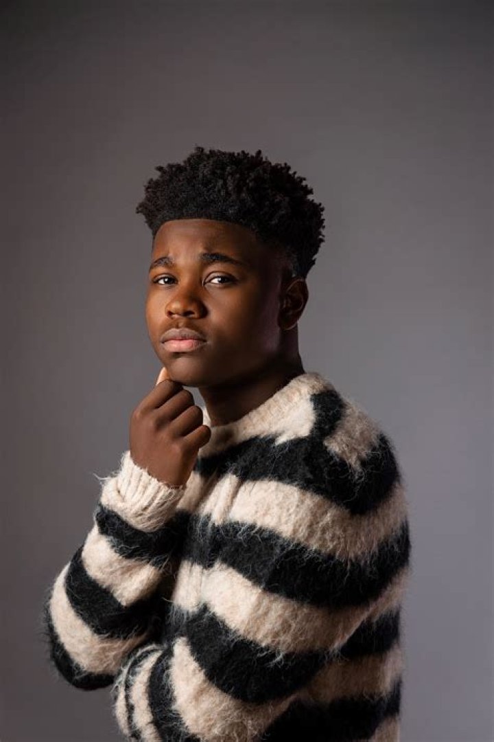 Jalyn Hall Age, Height, Net Worth, Parents, Birthplace, Bio 2 Jalyn Hall Height