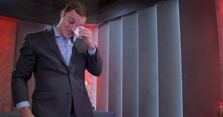 jared pierce in the pods during love is blind season 5