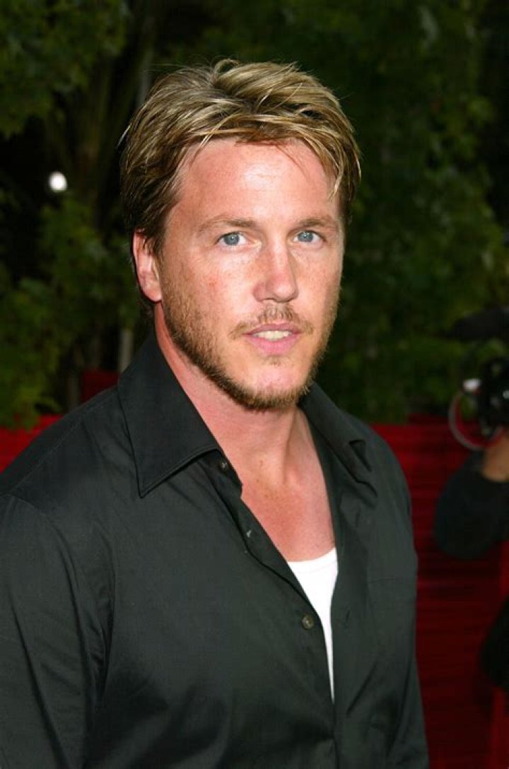 lochlyn munro eye color lochlyn munro eye color