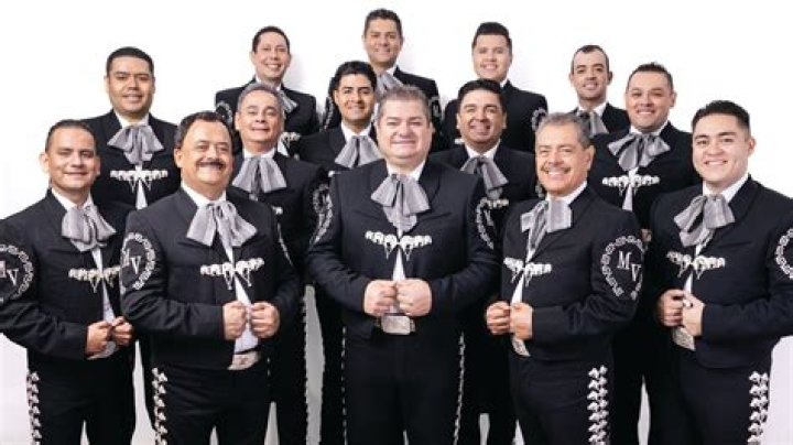 Mariachi Vargas De Tecalitlan - Mi Reina y Mi Tesoro (Video Oficial) - mariachi music most popular