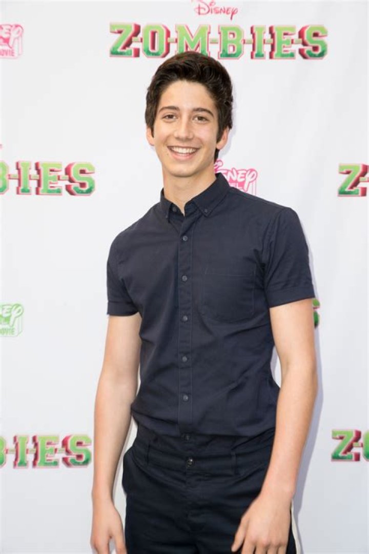 Milo Manheim 