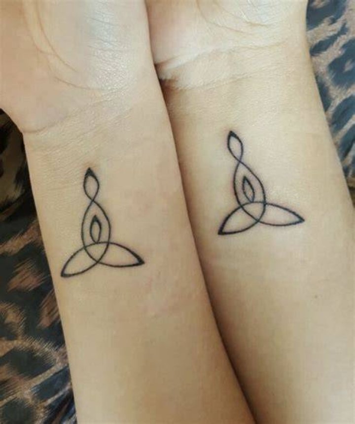 Mother daughter tattoos designs Mother daughter tattoos designs