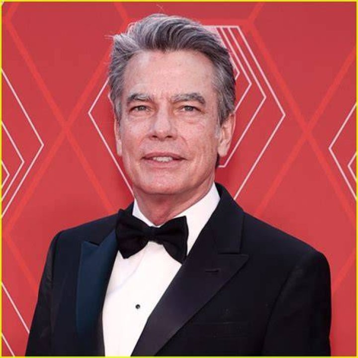 Peter Gallagher Net Worth and Career