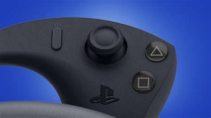 PSVR 2 Sense Controller In Use