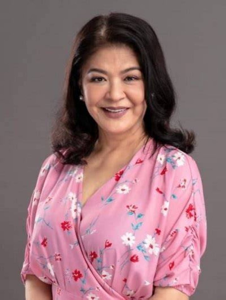 Sandy Andolong is a prominent Filipino actress and producer