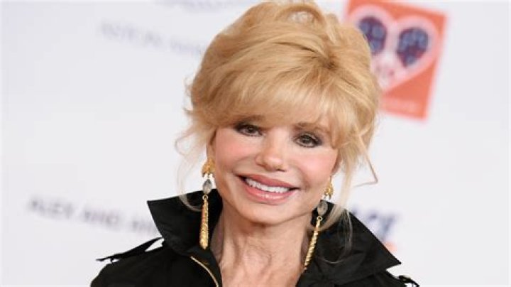 Snap: Actress, Loni Anderson, and Singer, Bob Flick during a Wedding Ceremony in 2008 Source: latimes