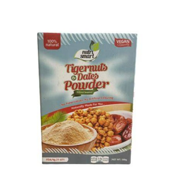 Tiger nut and dates in blender Tiger nut and dates in blender