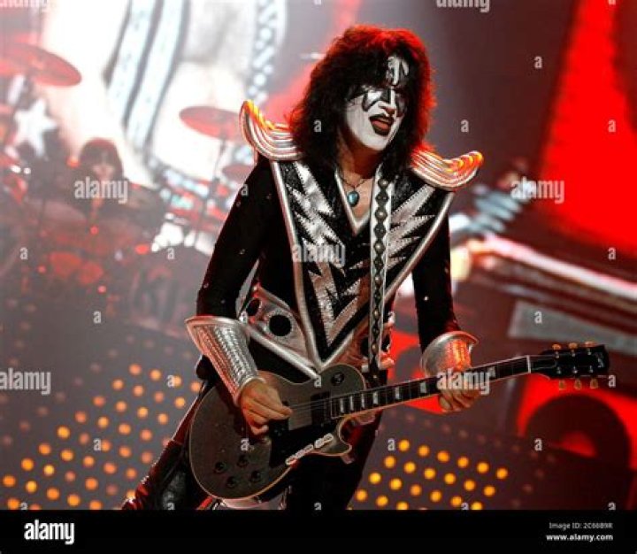Tommy Thayer with Kiss