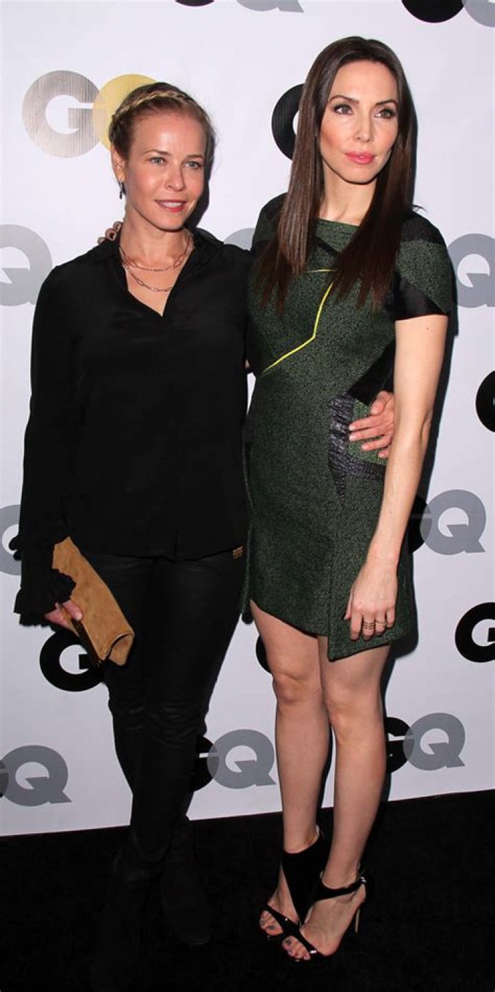 Whitney Cummings height